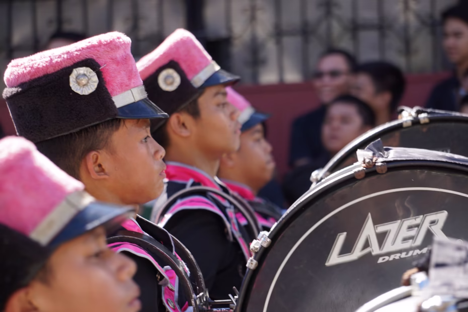 La Educación Musical en las Escuelas Públicas de Argentina: Un Enfoque Comparativo con México